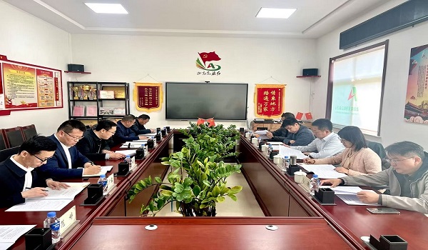梁峰到桥梁科技公司调研